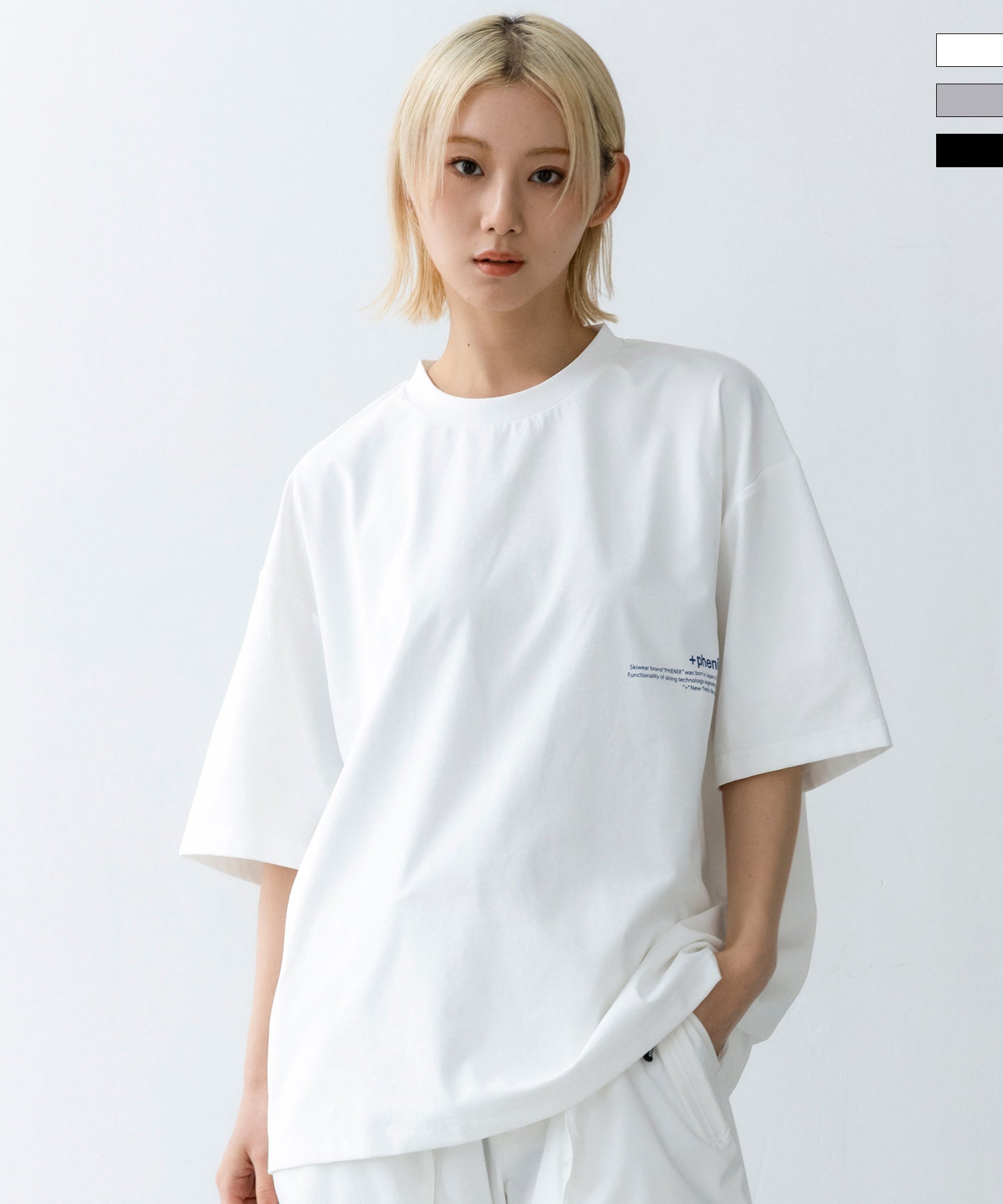phenix(プラスフェニックス)Outlast TYPOGRAPHY SHORT SLEEVE TEE