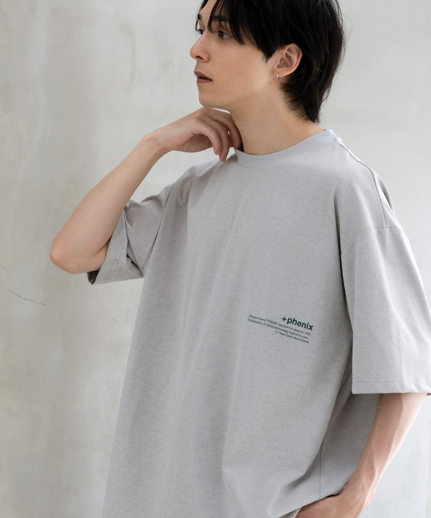 phenix(プラスフェニックス)Outlast TYPOGRAPHY SHORT SLEEVE TEE