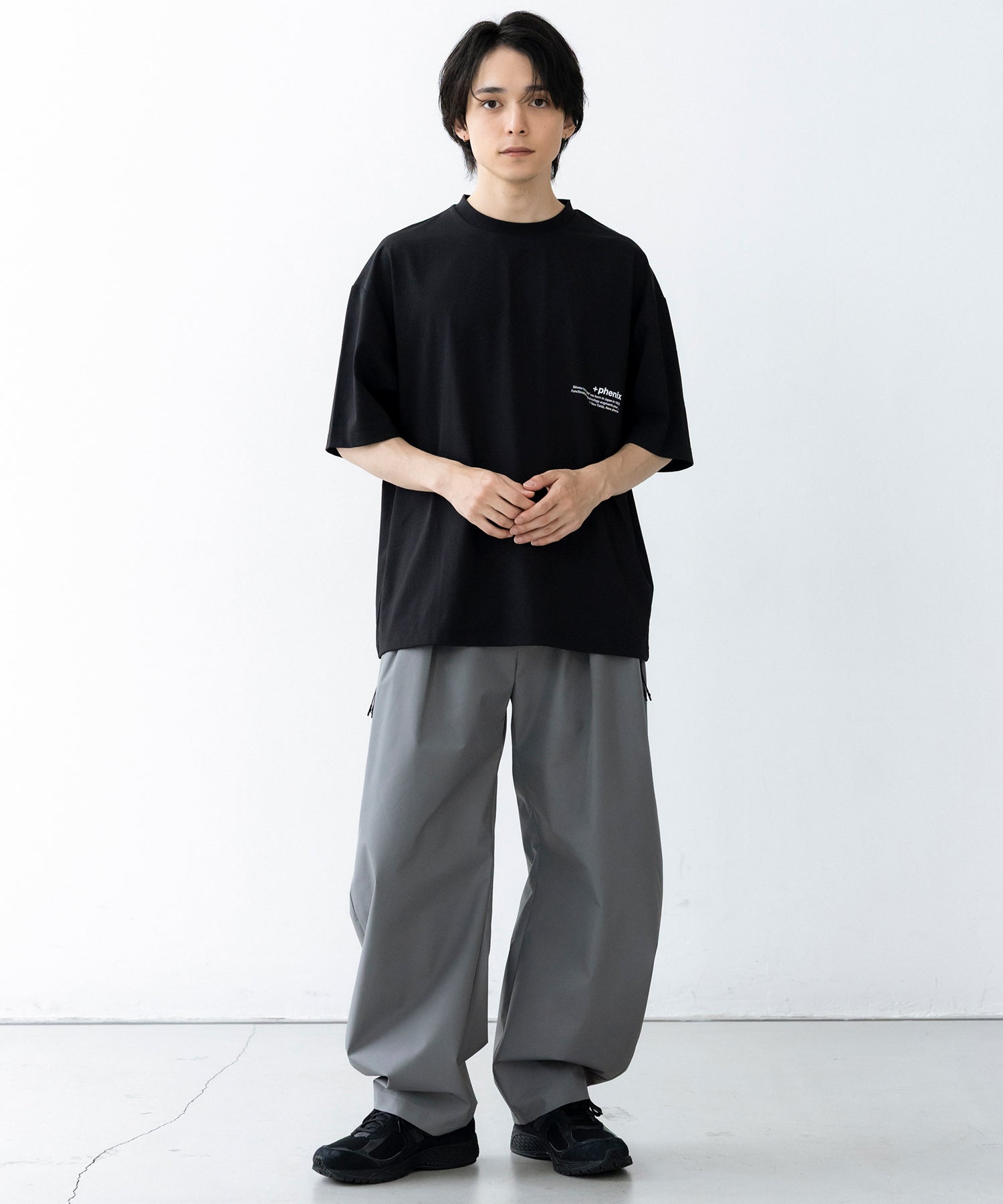 phenix(プラスフェニックス)Outlast TYPOGRAPHY SHORT SLEEVE TEE
