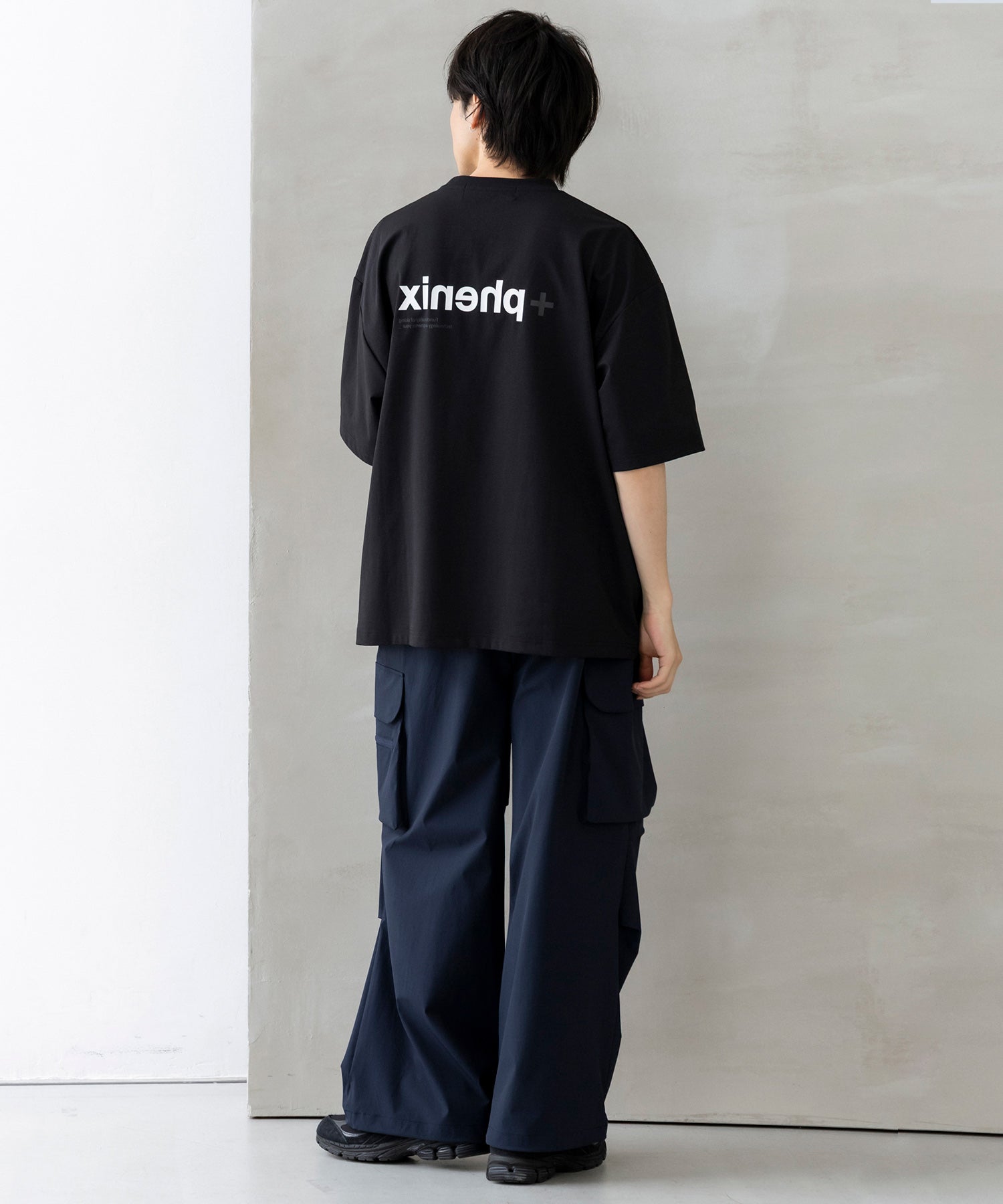phenix(プラスフェニックス)Outlast MIRRORED GRAPHIC SHORT SLEEVE