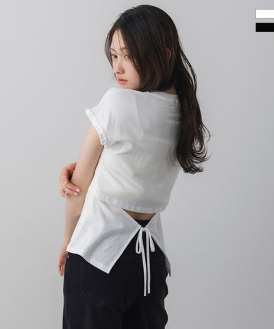 AJUGA.(アジュガ)シャーリングフラワーテクスチャートップス | SHIFFON