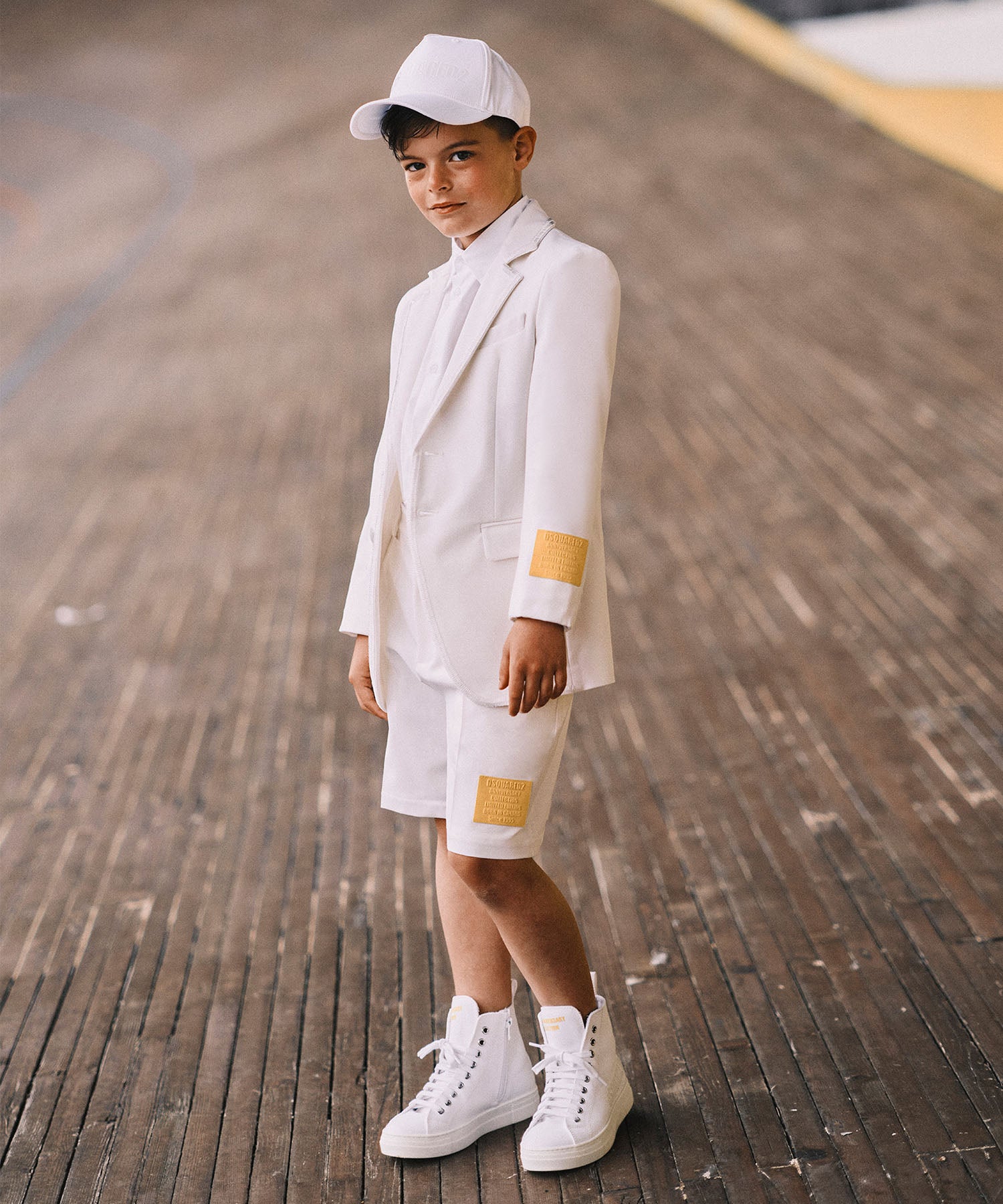 ☆激レア品！！DSQUARED2イエロー レーシングキャップ DSQUARED2(ディースクエアード)Kids & Junior ブランドロゴキャップ