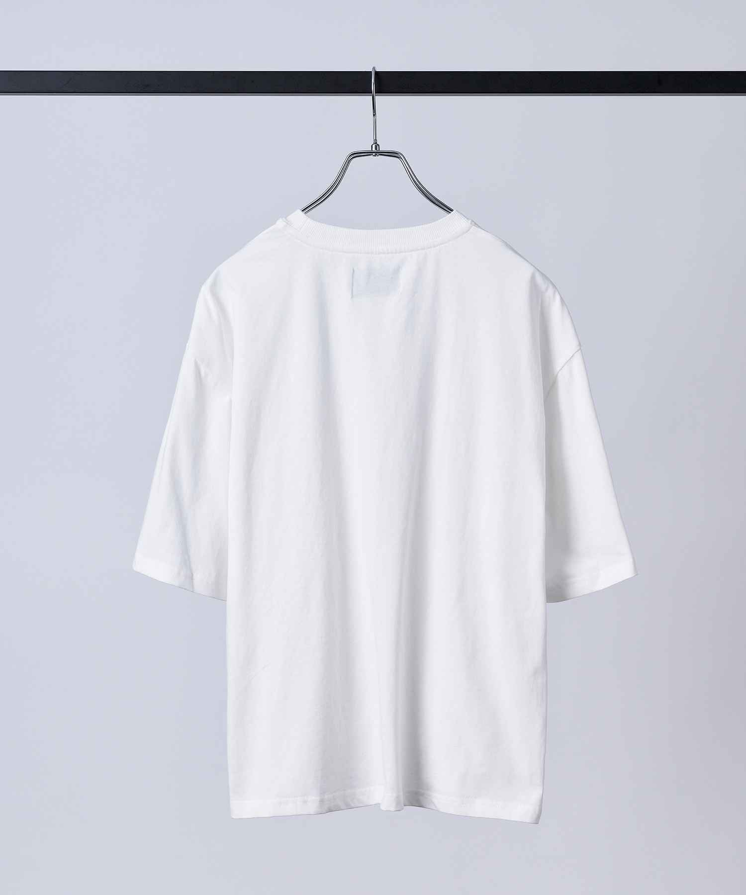 Confirm(コンファーム)Tuck-Detail T-Shirt / タックディテールTシャツ
