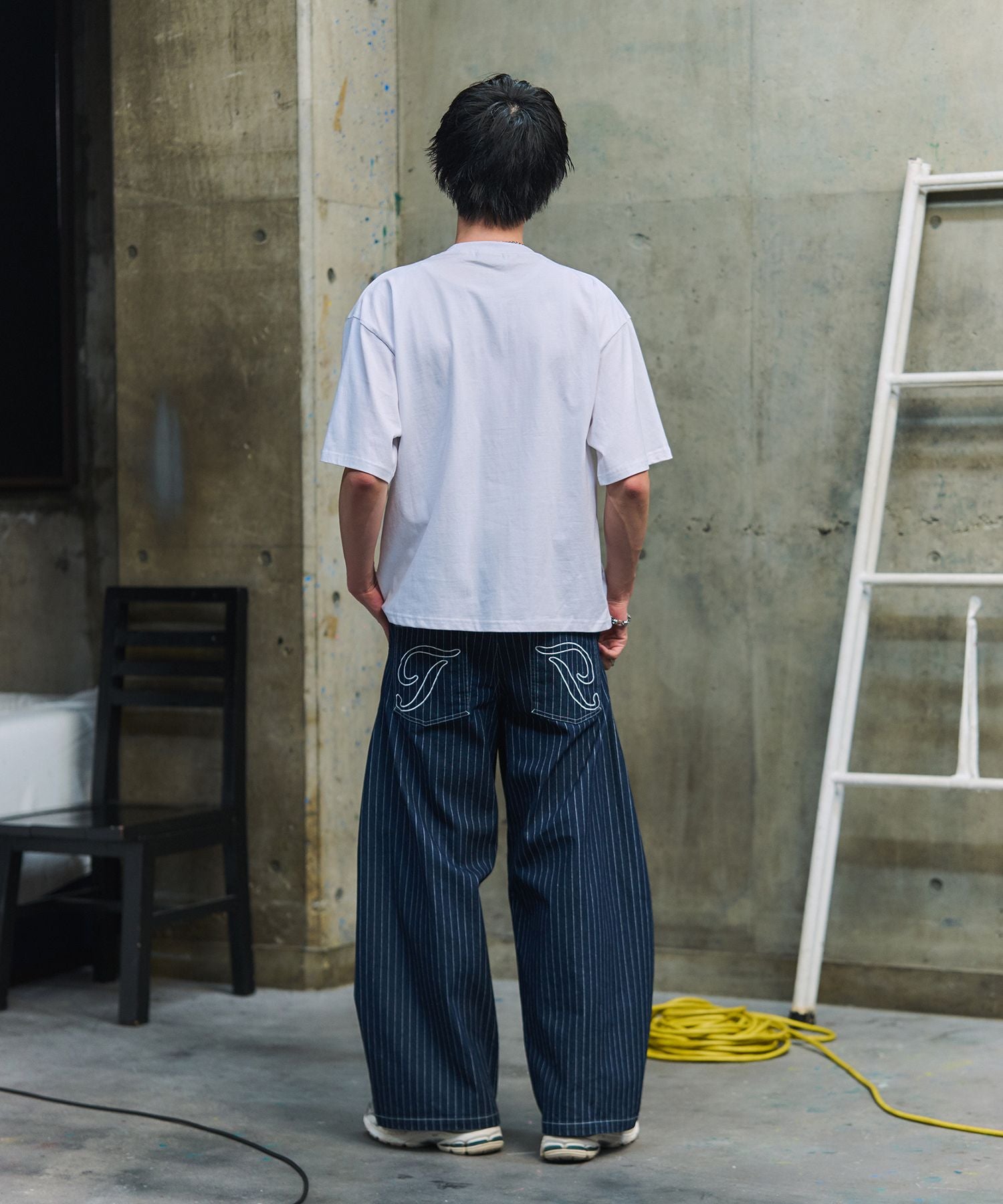 ILL'S(イルズ)2-TUCK BACK EMBROIDERED STRIPE PANTS / ツータック
