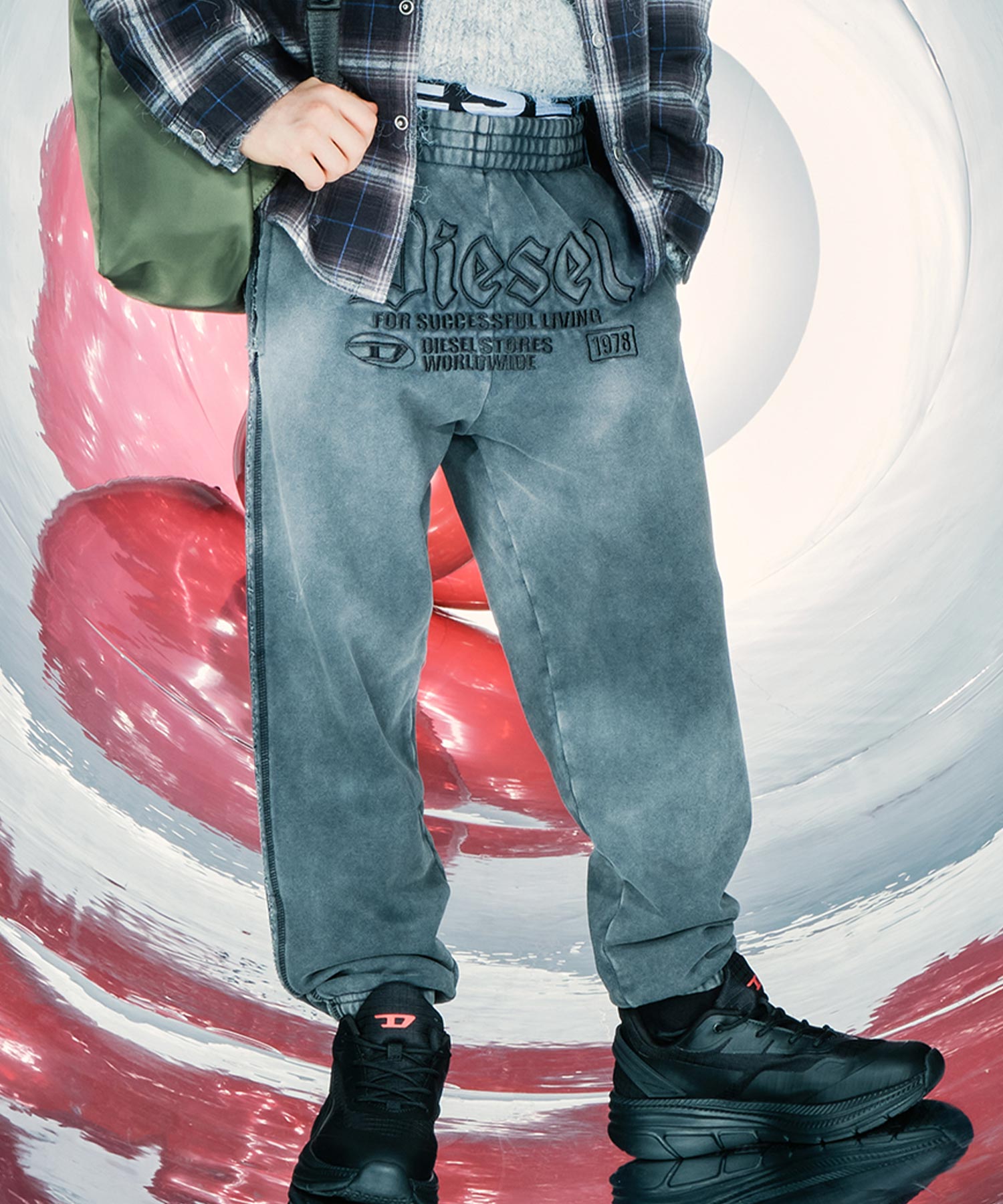 DIESEL(ディーゼル)Kids & Junior ブランドロゴスウェットパンツ