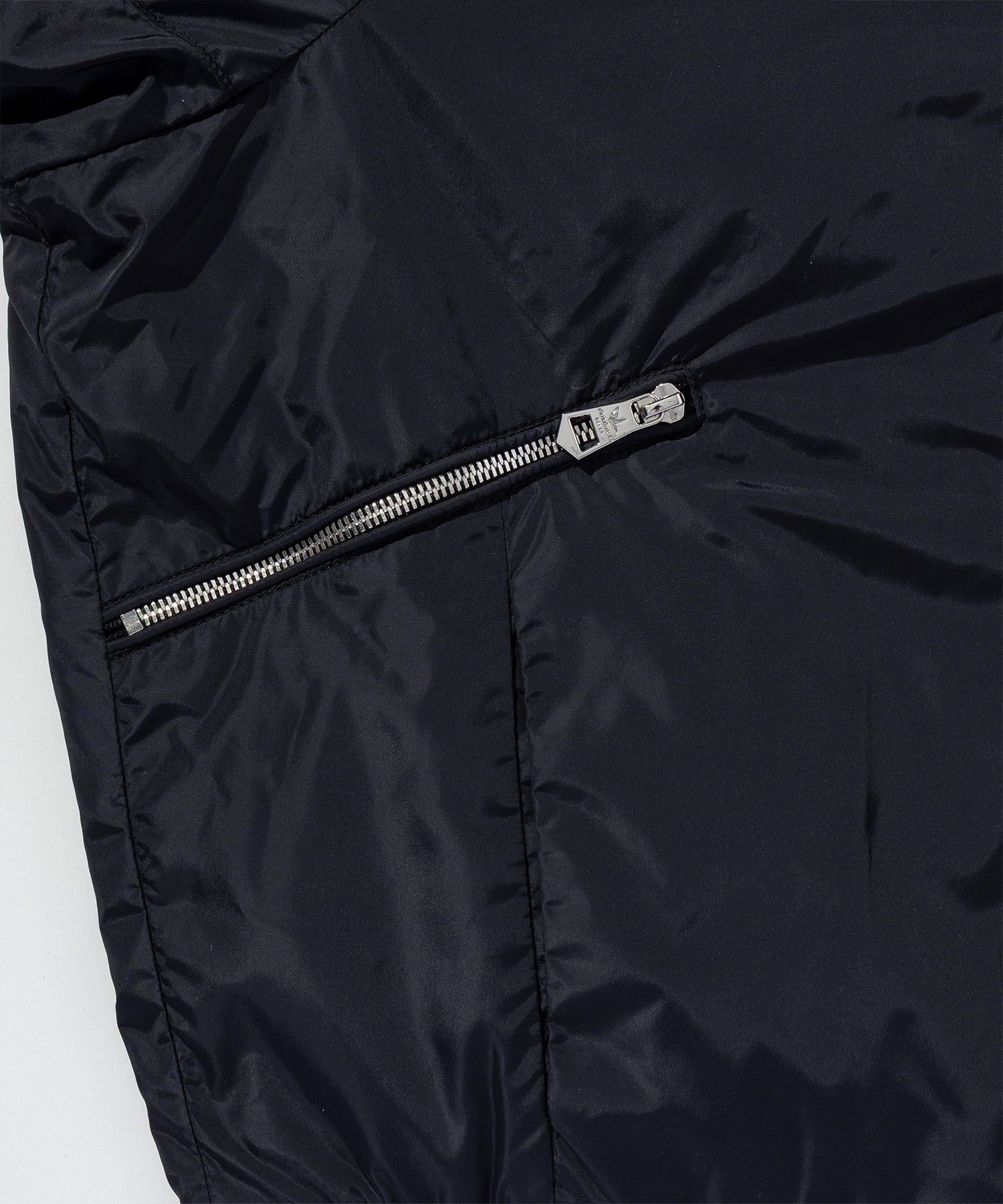 1PIU1UGUALE3 RELAX(ウノピゥウノウグァーレトレ リラックス)メタル