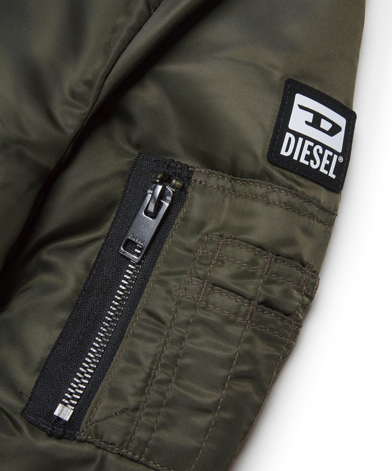 DIESEL(ディーゼル)Kids & Junior ワンポイントブランドジップアップ