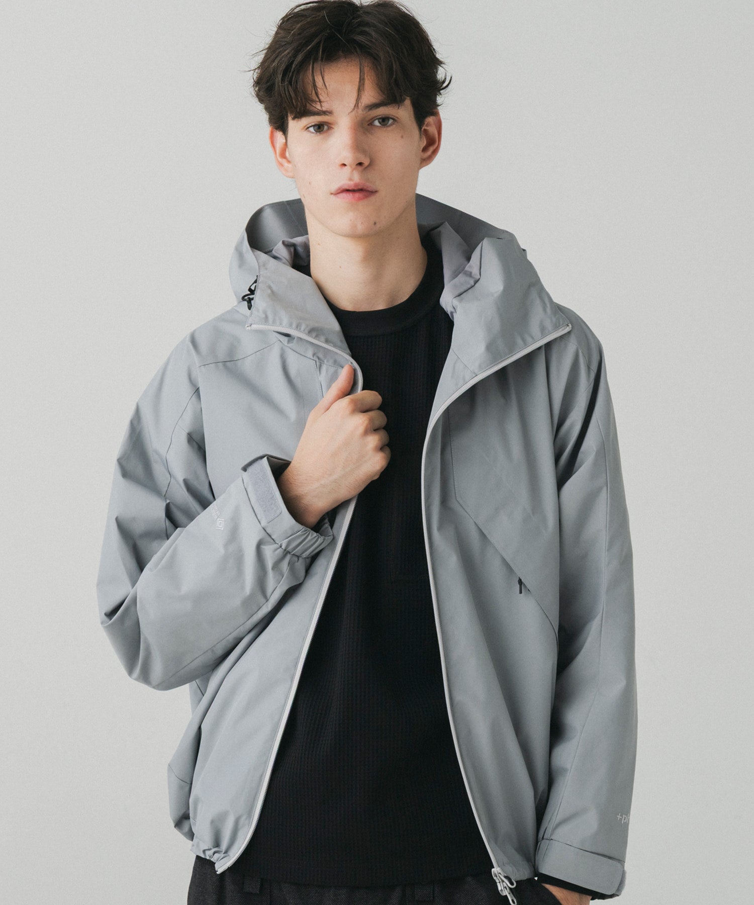 phenix(プラスフェニックス)MOUNTAIN PARKA マウンテンパーカー